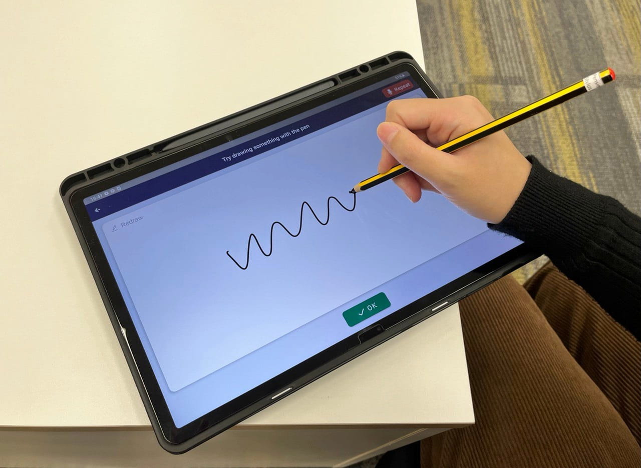 Using a drawing test and AI to detect dementia